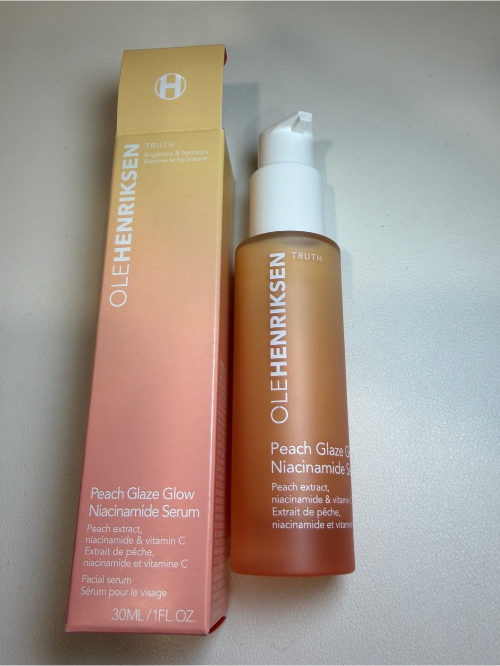 OLEHENRIKSEN Peach Glaze Glow Niacinamide Serum 30ml